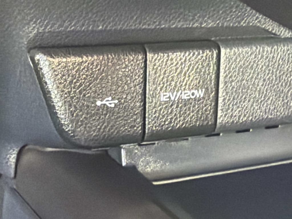 Used 2023 Toyota Camry SE FWD image 26