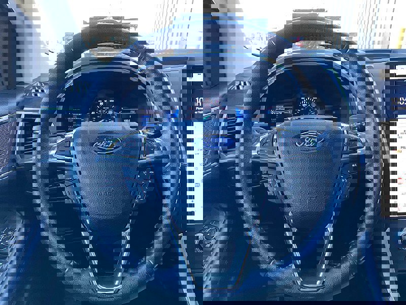 Certified 2022 Ford Edge SEL w/ Convenience Package image 19