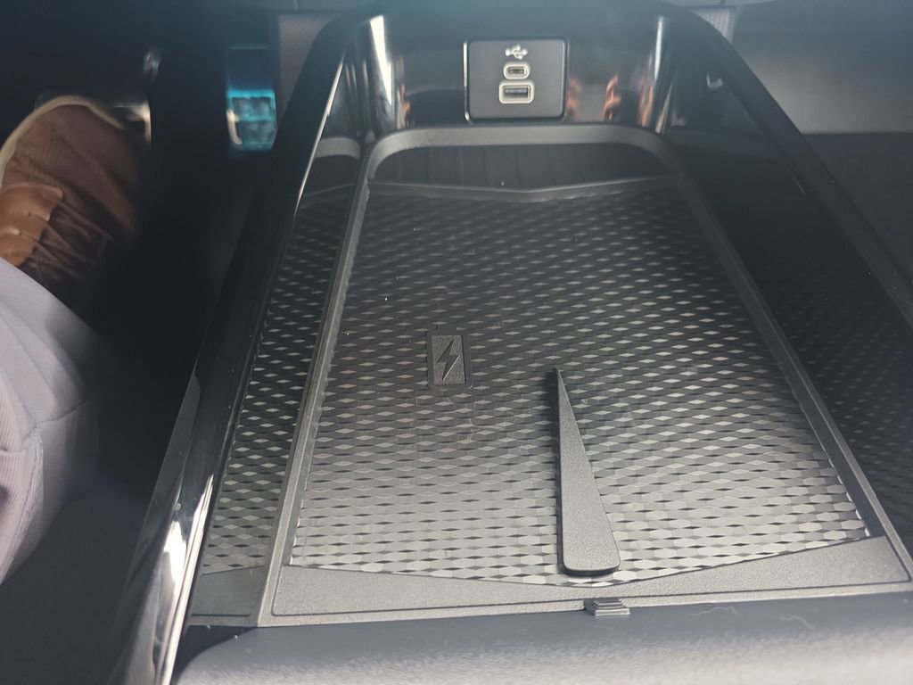 Certified 2025 Ford Mustang Mach-E Premium w/ Sport Appearance Package image 33