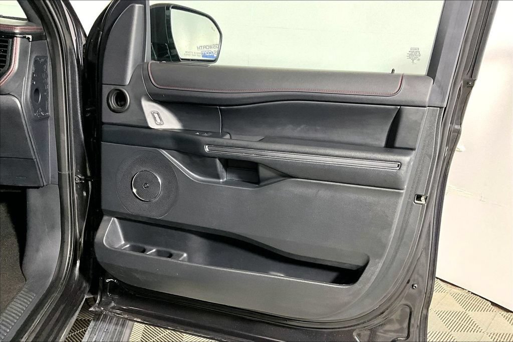 Certified 2023 Ford Expedition Limited RWD image 19