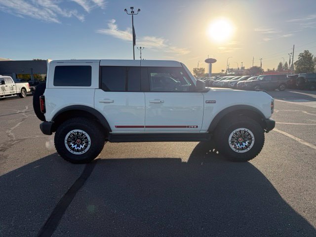 Certified 2026 Ford Bronco Outer Banks w/ Sasquatch Package AWD/4WD image 11