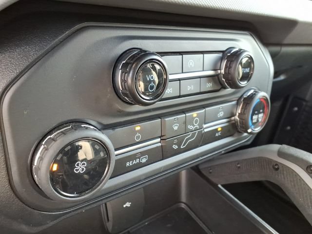 Certified 2023 Ford Bronco Big Bend w/ Sasquatch Package AWD/4WD image 23