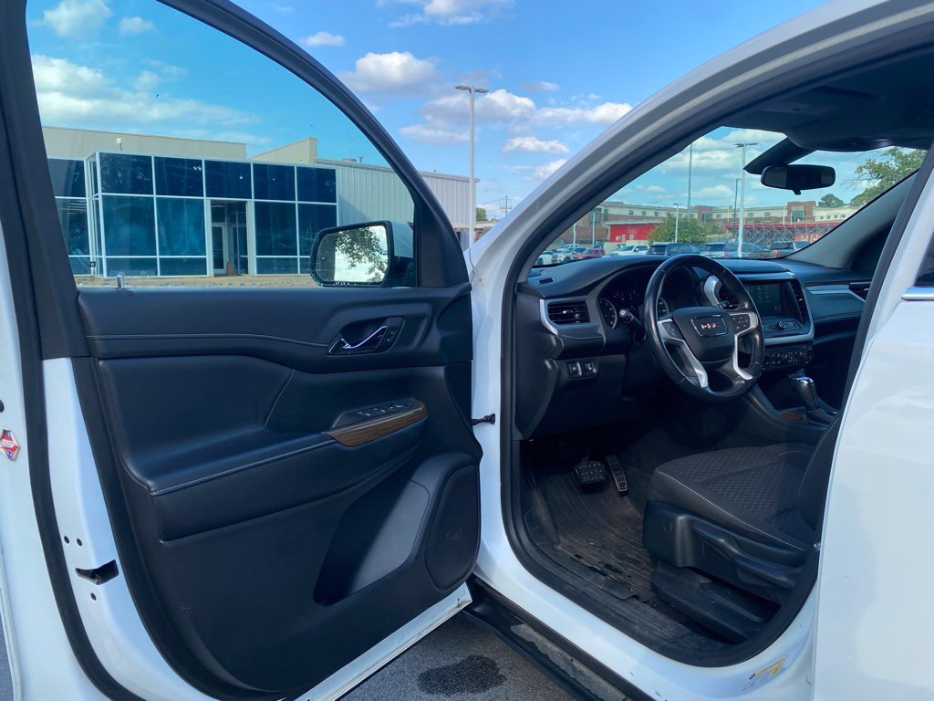Used 2019 GMC Acadia SLE FWD image 10