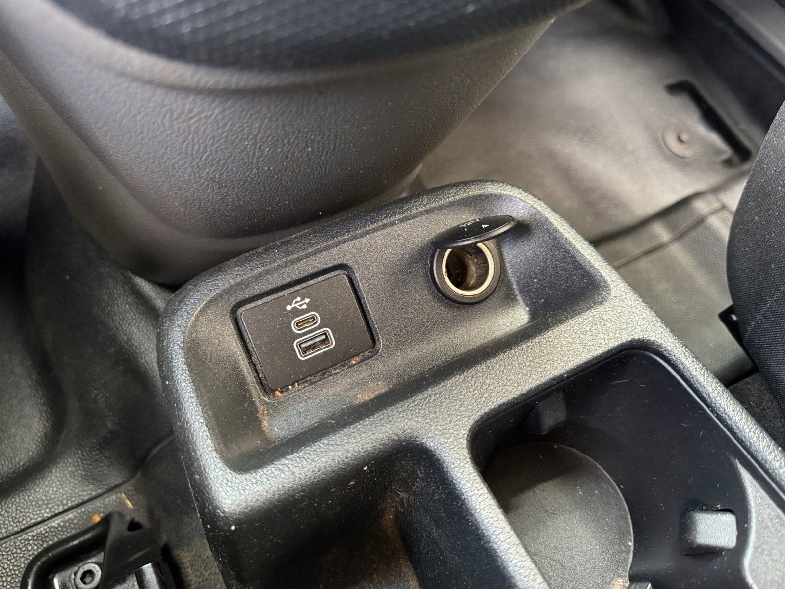 Certified 2022 Ford Transit Connect XL FWD image 22