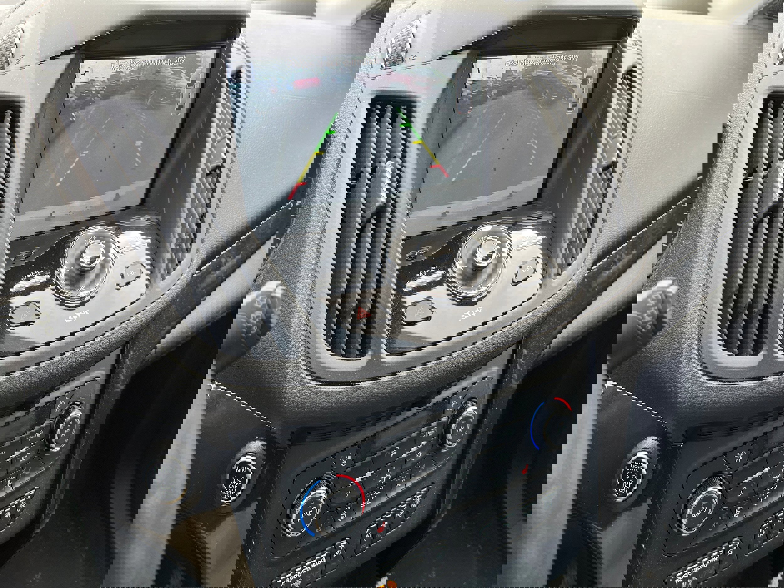 Certified 2018 Ford Escape Titanium w/ Ford Safe & Smart Package image 20