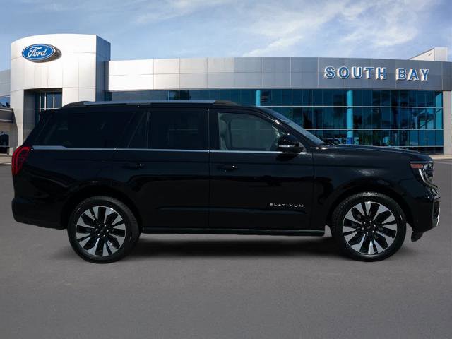 Certified 2025 Ford Expedition Platinum w/ Driver's Package AWD/4WD image 6