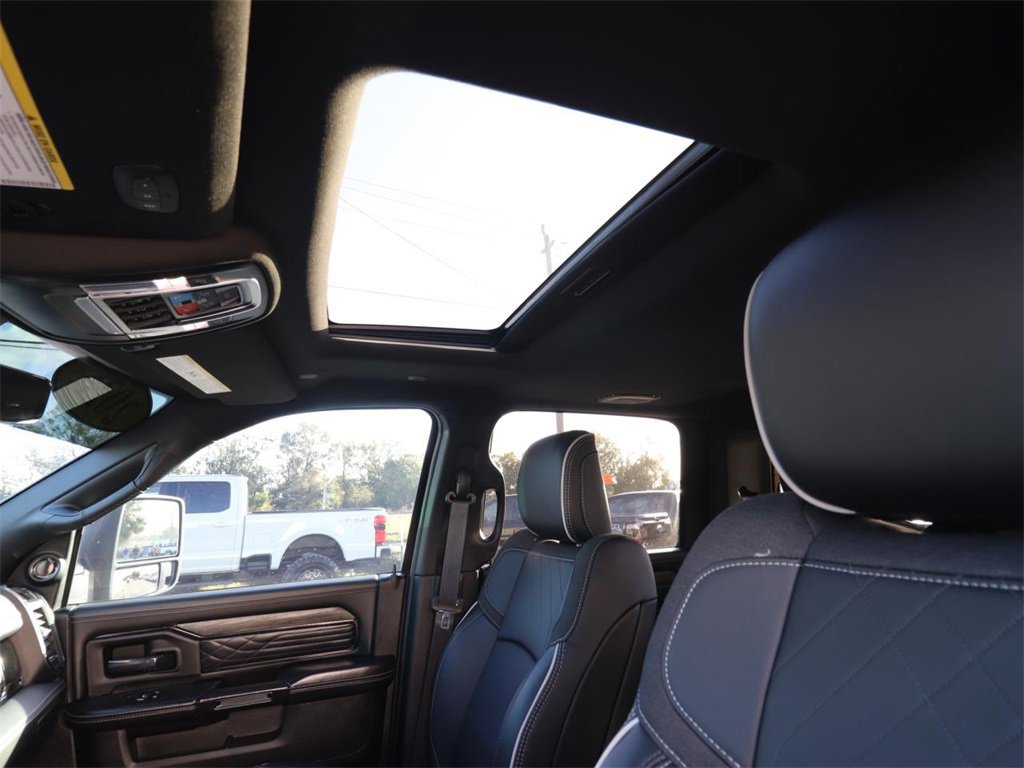 Used 2025 RAM 2500 Limited image 10