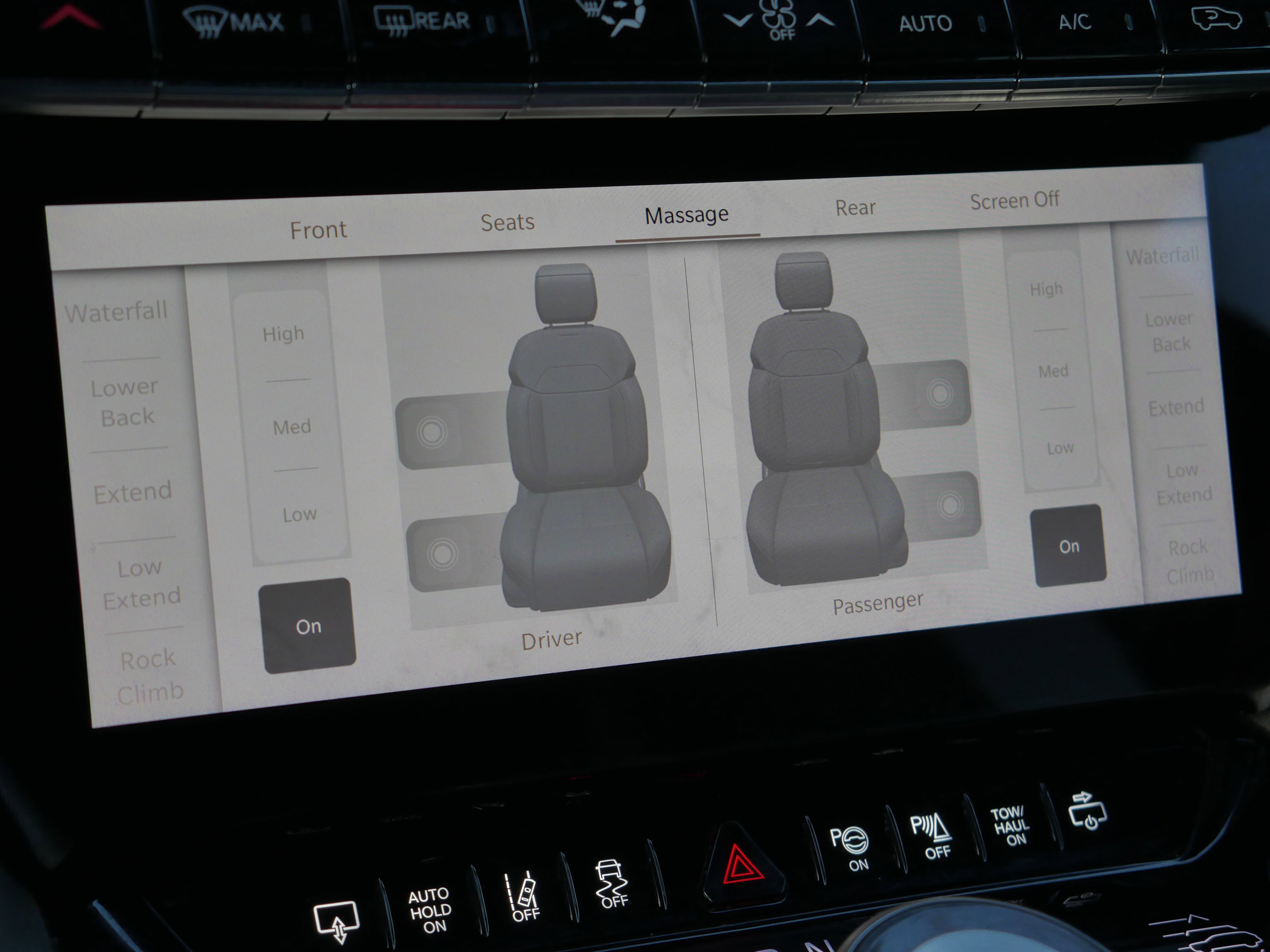 Used 2023 Jeep Grand Wagoneer 4WD image 15