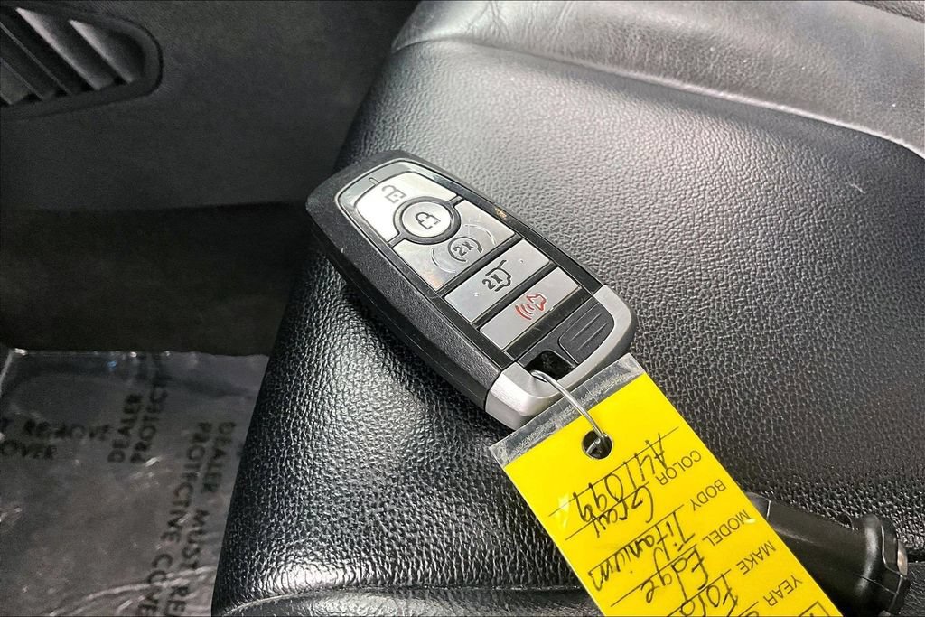 Certified 2022 Ford Edge Titanium AWD/4WD image 11