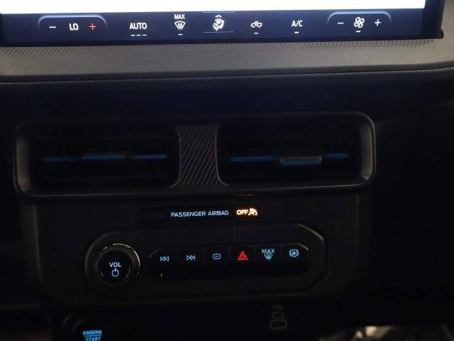 Certified 2025 Ford Maverick Lobo AWD/4WD image 20