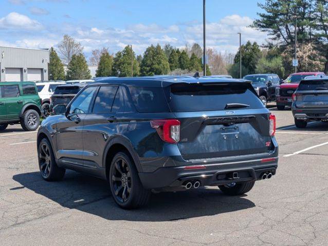 Certified 2022 Ford Explorer ST w/ Equipment Group 401A AWD/4WD image 3