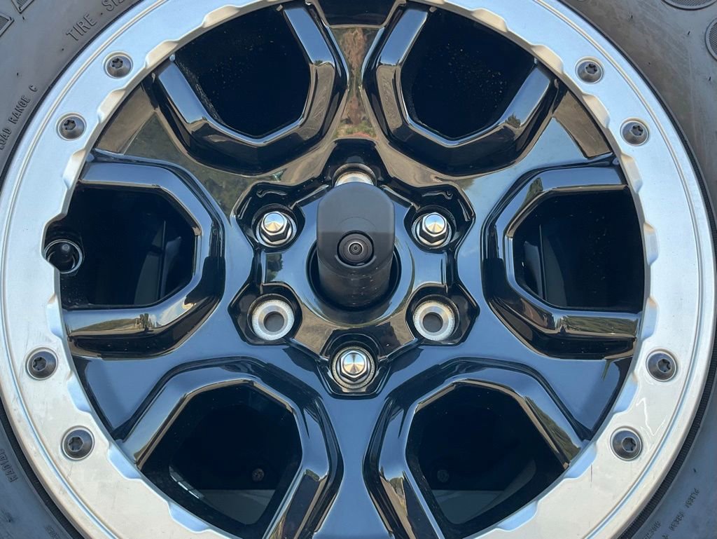 Certified 2024 Ford Bronco Black Diamond w/ Sasquatch Package image 36