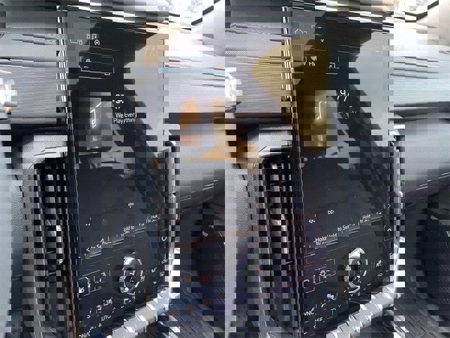 Used 2024 GMC Acadia AT4 w/ Luxury Package image 29