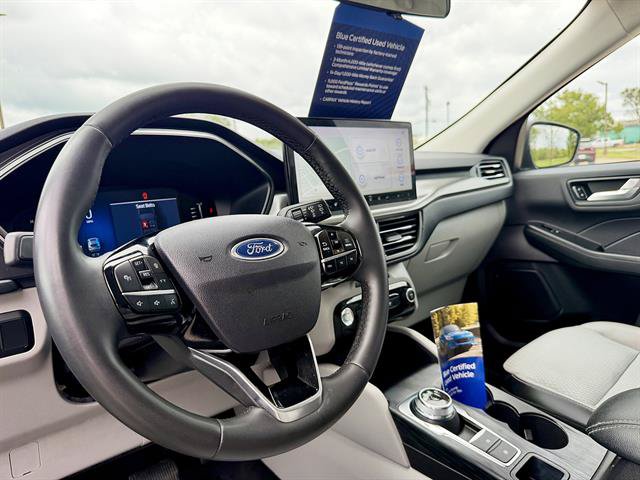 Certified 2023 Ford Escape SE FWD image 5
