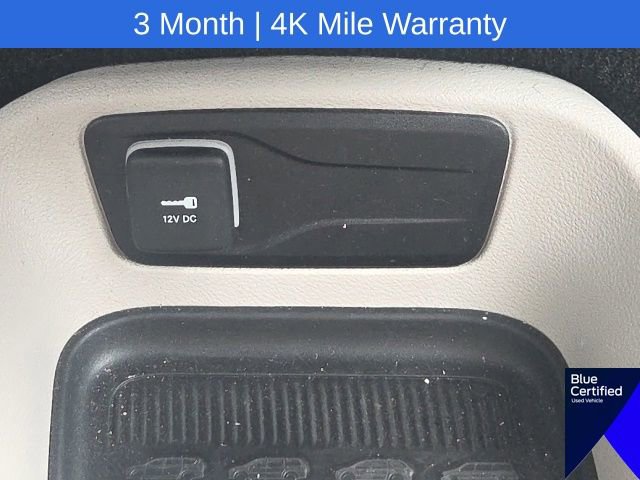 Used 2023 Chrysler Pacifica Touring-L FWD image 39