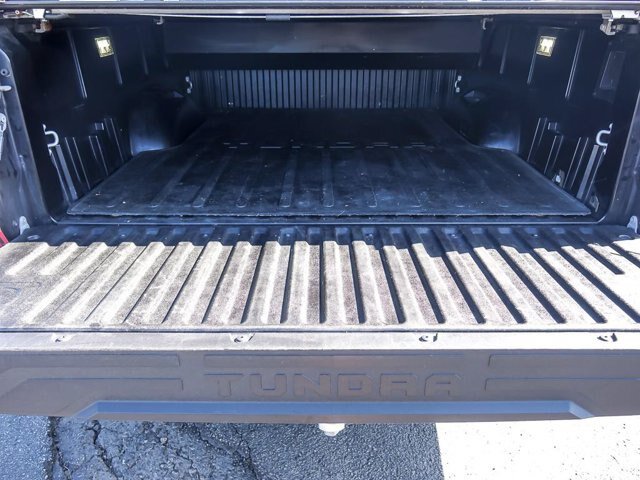 Used 2022 Toyota Tundra Platinum w/ Advanced Package AWD/4WD image 30