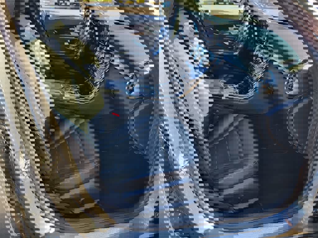 Used 2018 Mercedes-Benz C 300 Sedan image 15