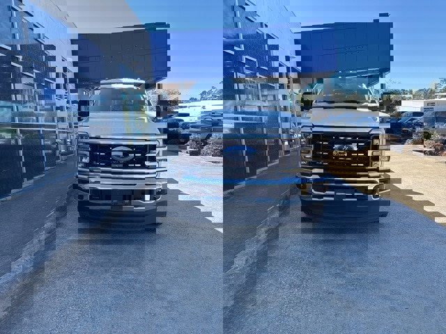 Certified 2025 Ford F350 Lariat image 7