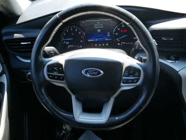 Certified 2020 Ford Explorer XLT w/ Comfort Package AWD/4WD image 17