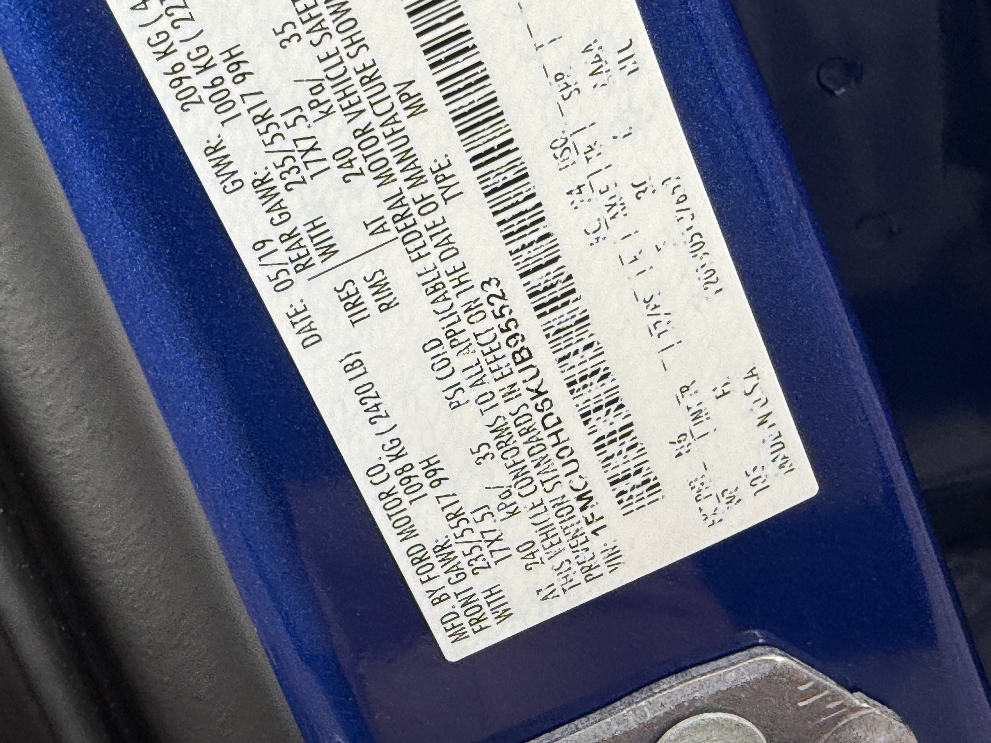 Certified 2019 Ford Escape SEL FWD image 30