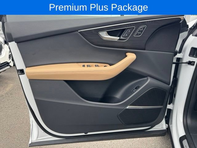 Used 2025 Audi Q8 Premium Plus AWD/4WD image 9