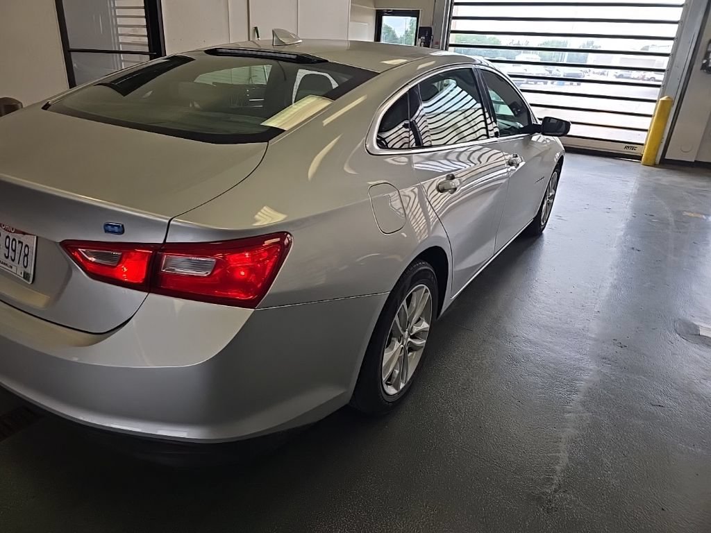 Used 2018 Chevrolet Malibu Hybrid FWD image 3