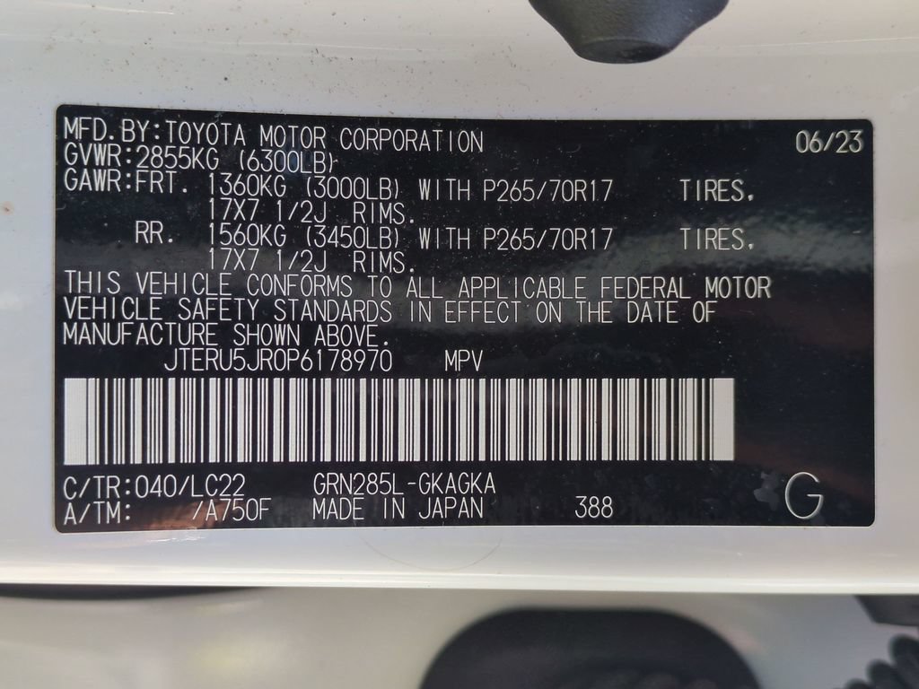 Used 2023 Toyota 4Runner TRD Off-Road Premium w/ Moonroof Package AWD/4WD image 30