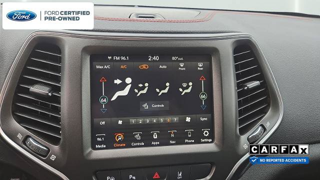 Used 2023 Jeep Cherokee Trailhawk w/ Trailer Tow Group AWD/4WD image 14