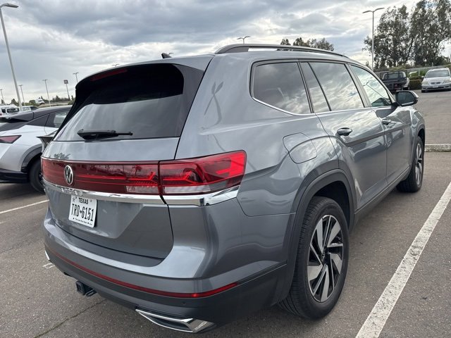 Used 2024 Volkswagen Atlas SE image 5