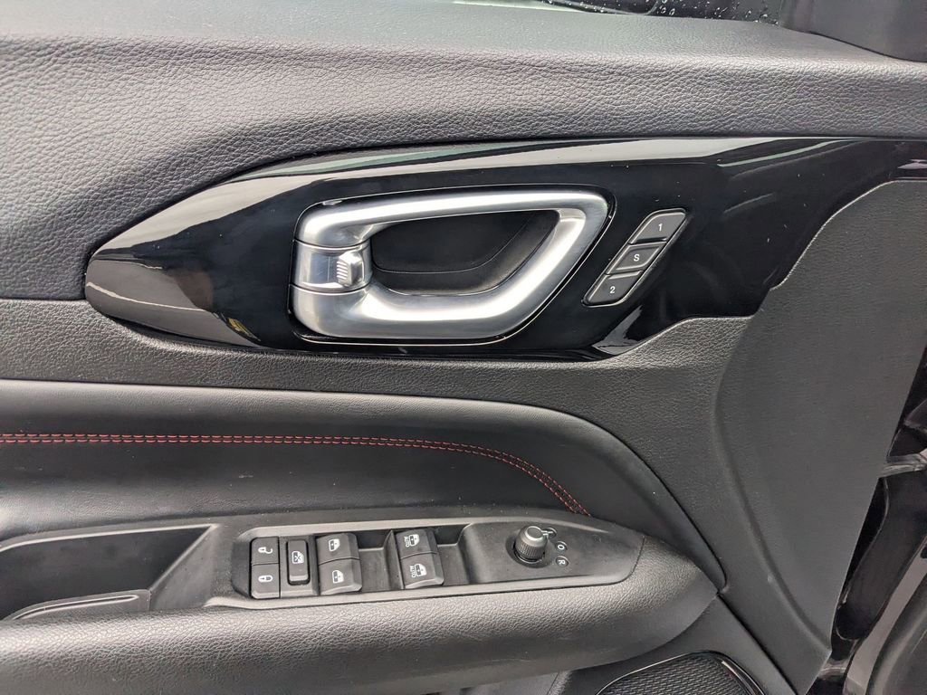 Used 2022 Jeep Compass Trailhawk w/ Trailhawk Elite Group image 13