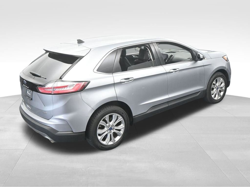 Certified 2022 Ford Edge Titanium w/ Equipment Group 301A image 12