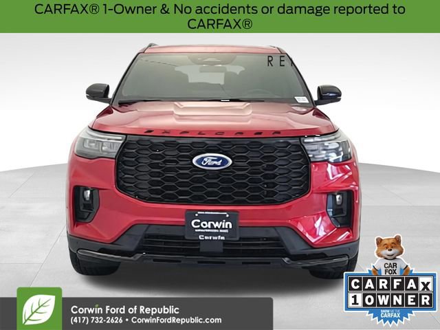 Certified 2025 Ford Explorer ST-Line image 8