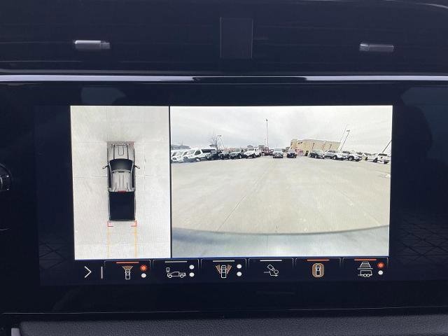 Used 2024 GMC Sierra 2500 AT4 w/ AT4 Preferred Package image 25