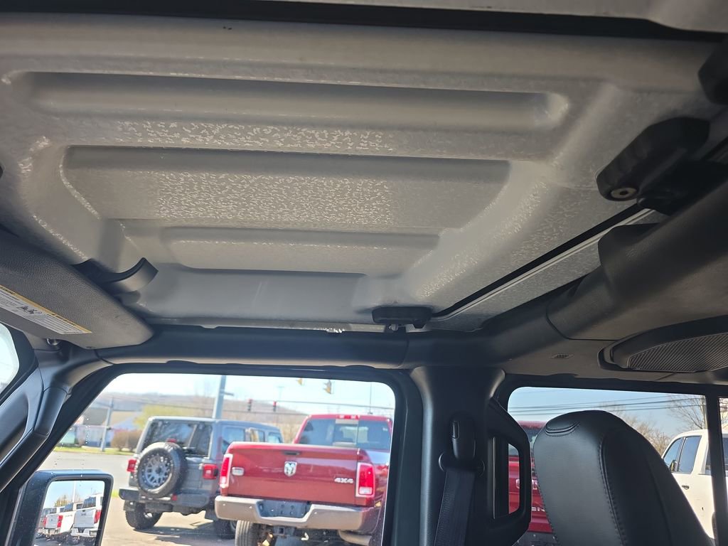 Used 2021 Jeep Wrangler Unlimited Rubicon AWD/4WD image 30