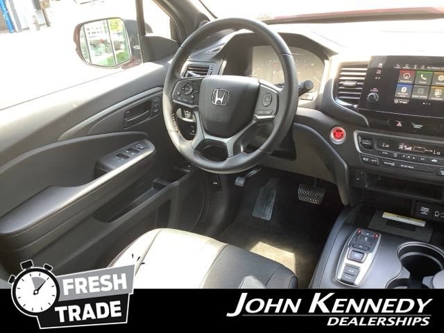 Used 2022 Honda Passport TrailSport image 17