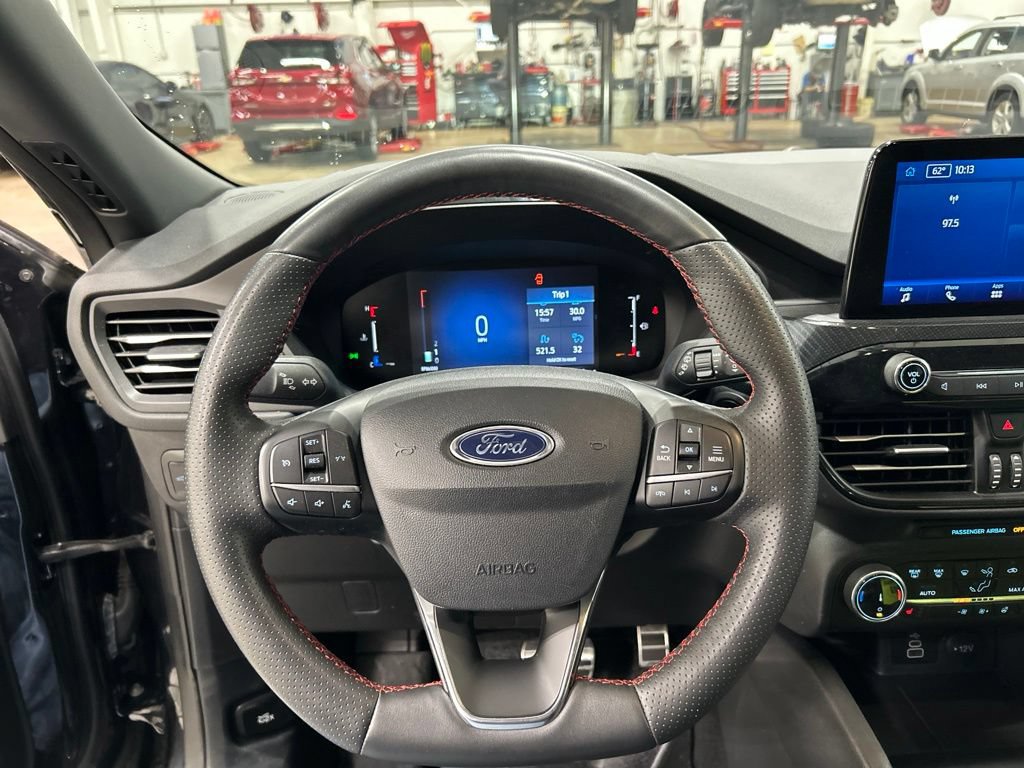 Certified 2024 Ford Escape ST-Line AWD/4WD image 15