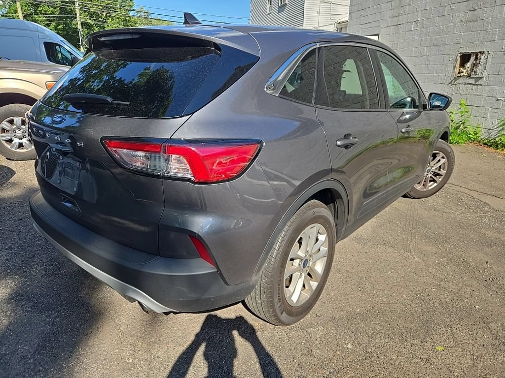 Certified 2022 Ford Escape SE FWD image 4