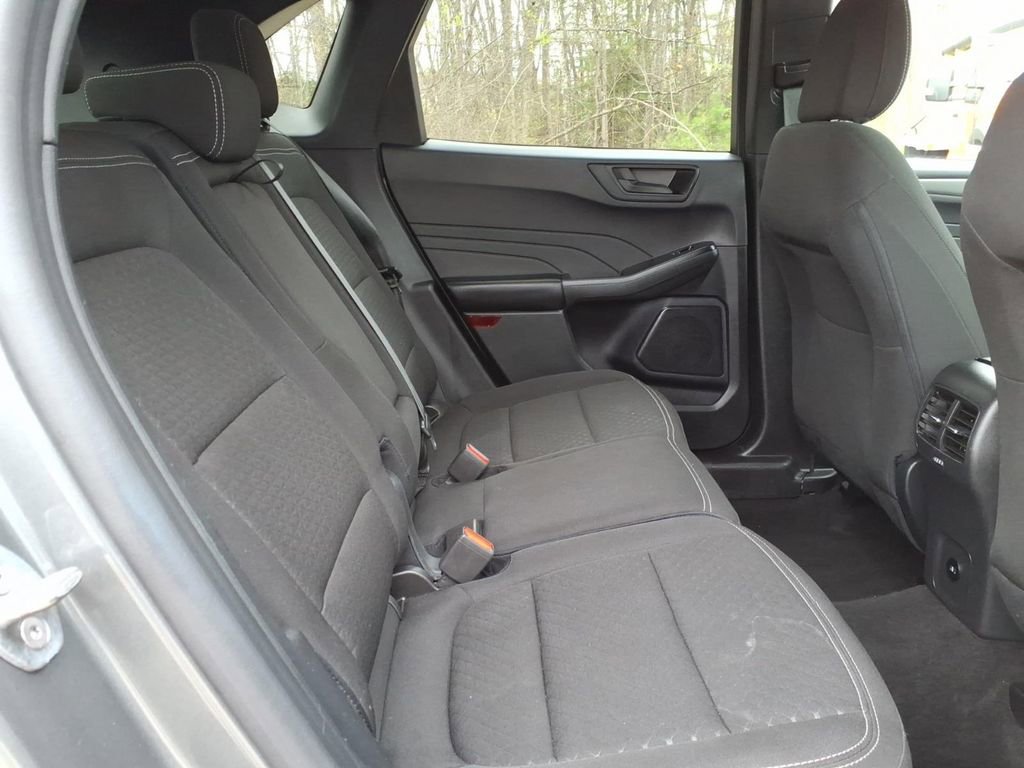Certified 2024 Ford Escape Active AWD/4WD image 11