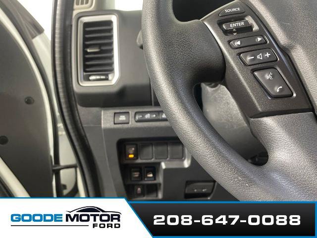 Used 2022 Nissan Frontier SV w/ Technology Package AWD/4WD image 14