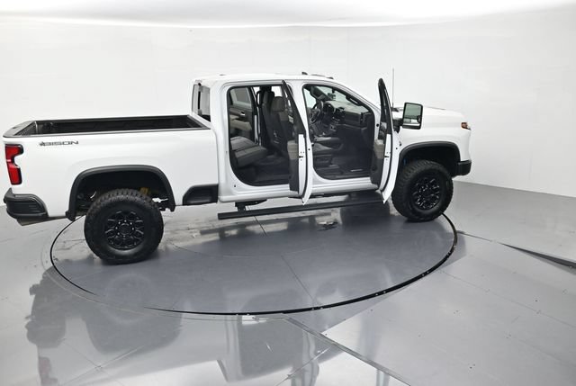 Used 2025 Chevrolet Silverado 2500 ZR2 w/ ZR2 Bison Edition AWD/4WD image 48
