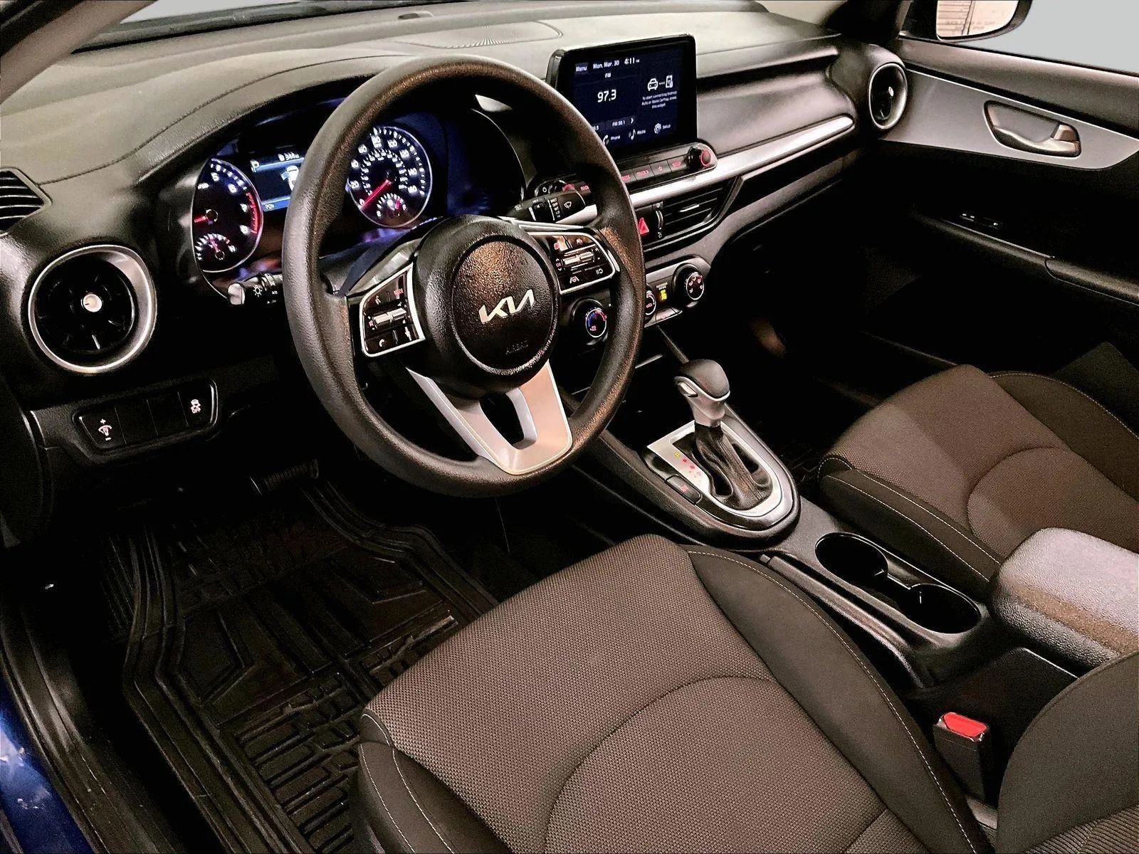 Used 2023 Kia Forte LXS FWD image 12