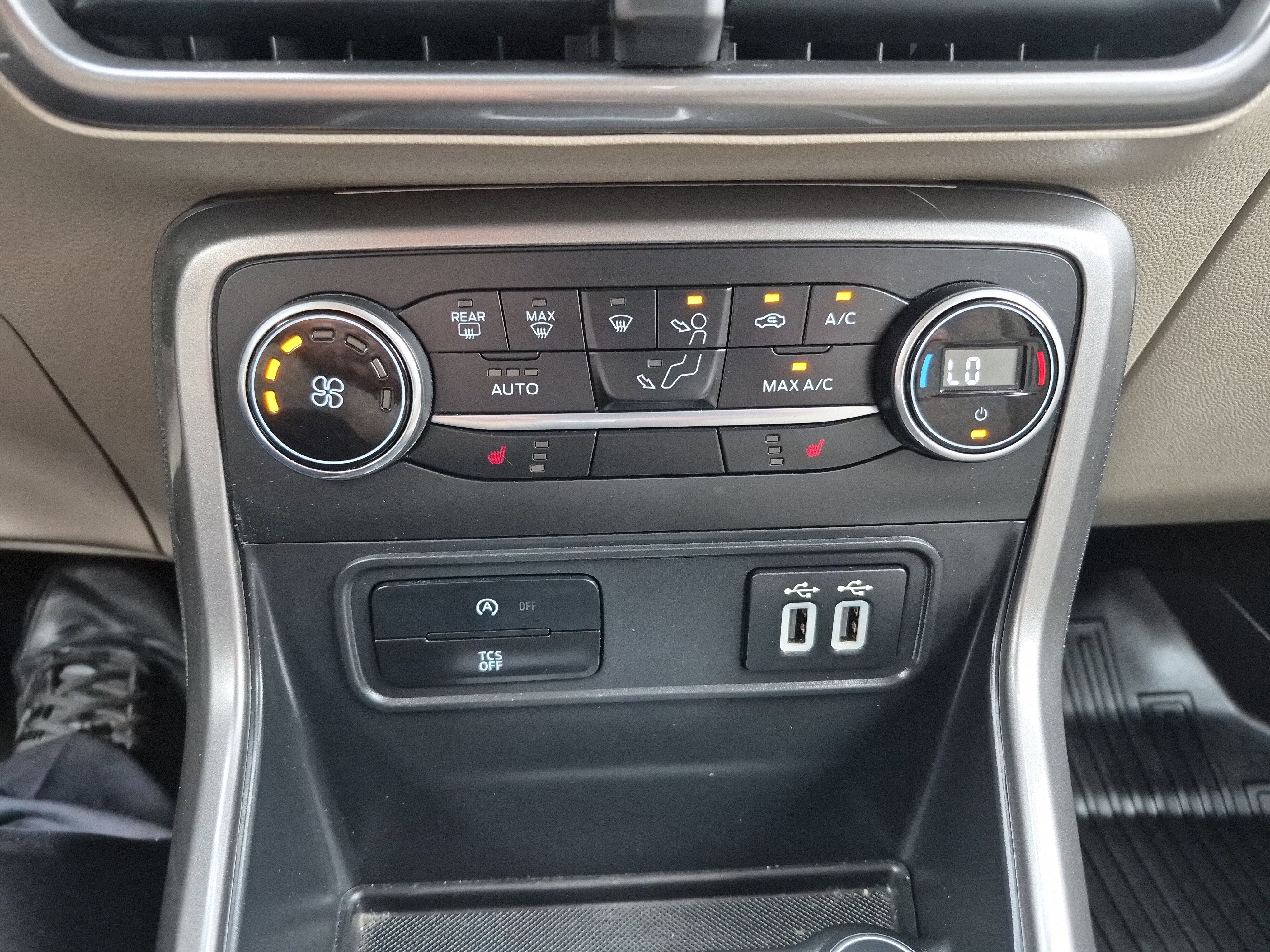 Certified 2021 Ford EcoSport SE w/ SE Convenience Package image 31