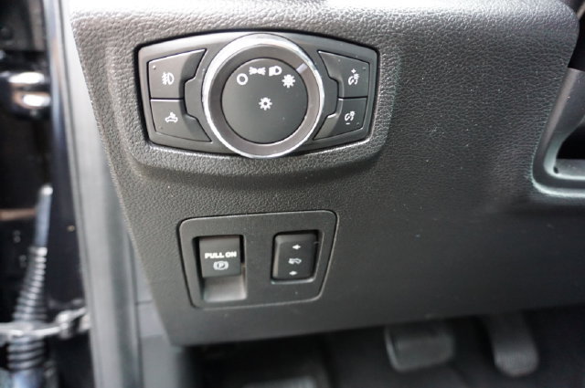 Certified 2019 Ford F150 XLT w/ Equipment Group 302A Luxury RWD image 24