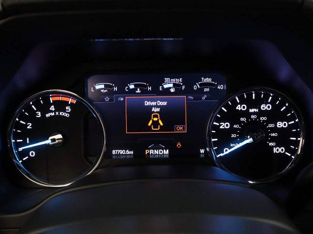 Certified 2022 Ford F250 Platinum w/ FX4 Off-Road Package AWD/4WD image 40