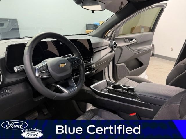 Used 2025 Chevrolet Equinox LT AWD/4WD image 9