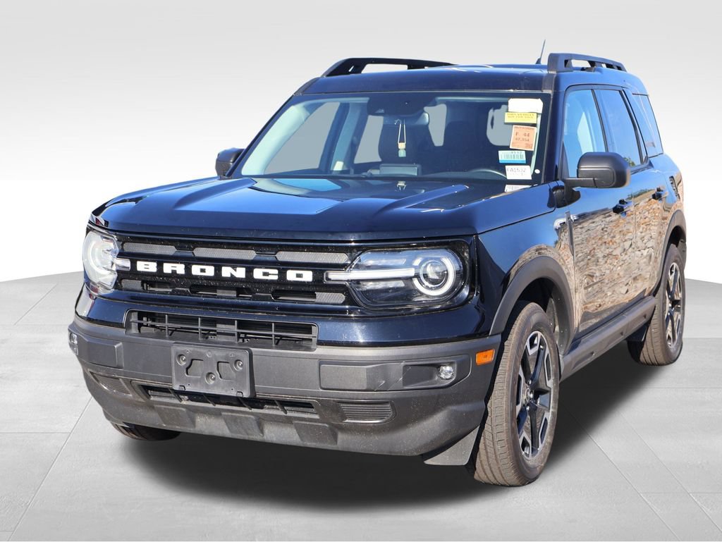 Certified 2024 Ford Bronco Sport Outer Banks w/ Tech Package AWD/4WD image 2