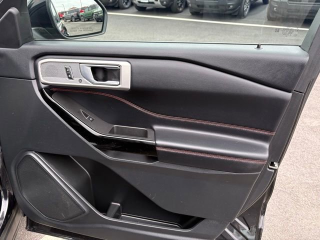 Certified 2023 Ford Explorer ST-Line w/ Class IV Trailer Tow Package image 39