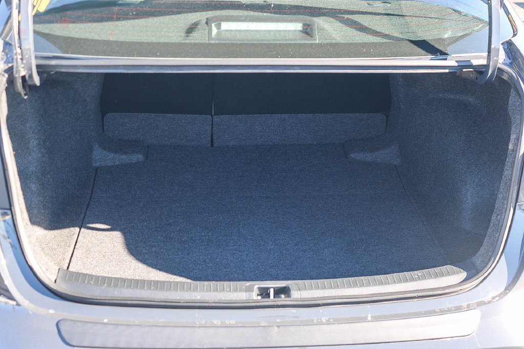 Used 2025 Toyota Corolla SE FWD image 59