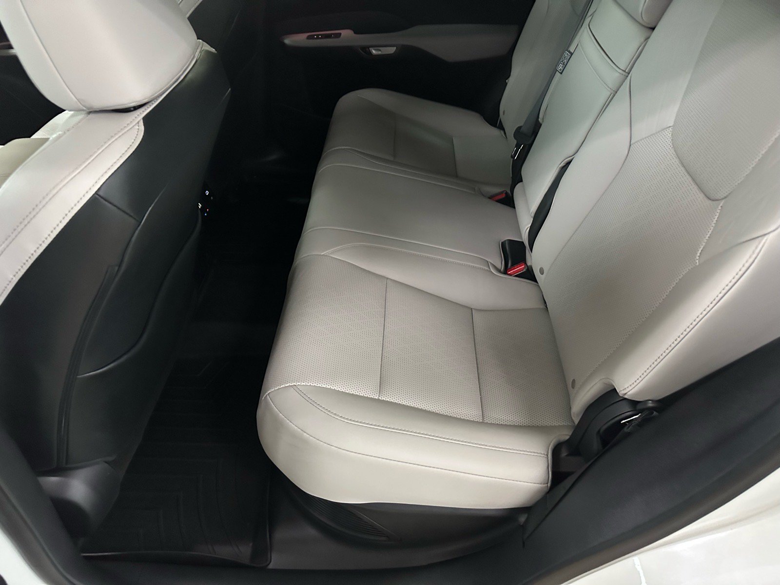 Used 2024 Lexus RX 350 w/ Convenience Package AWD/4WD image 24