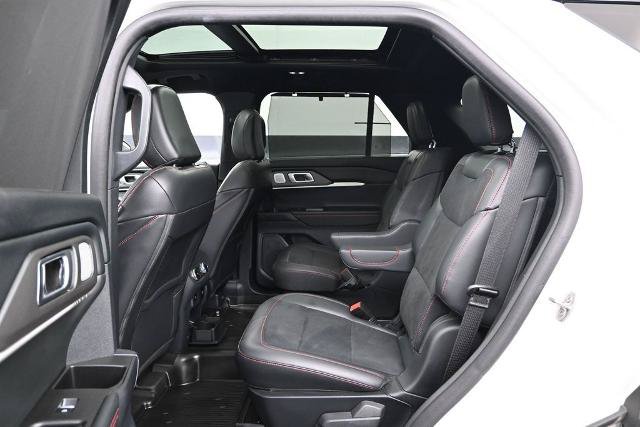 Certified 2025 Ford Explorer ST AWD/4WD image 17